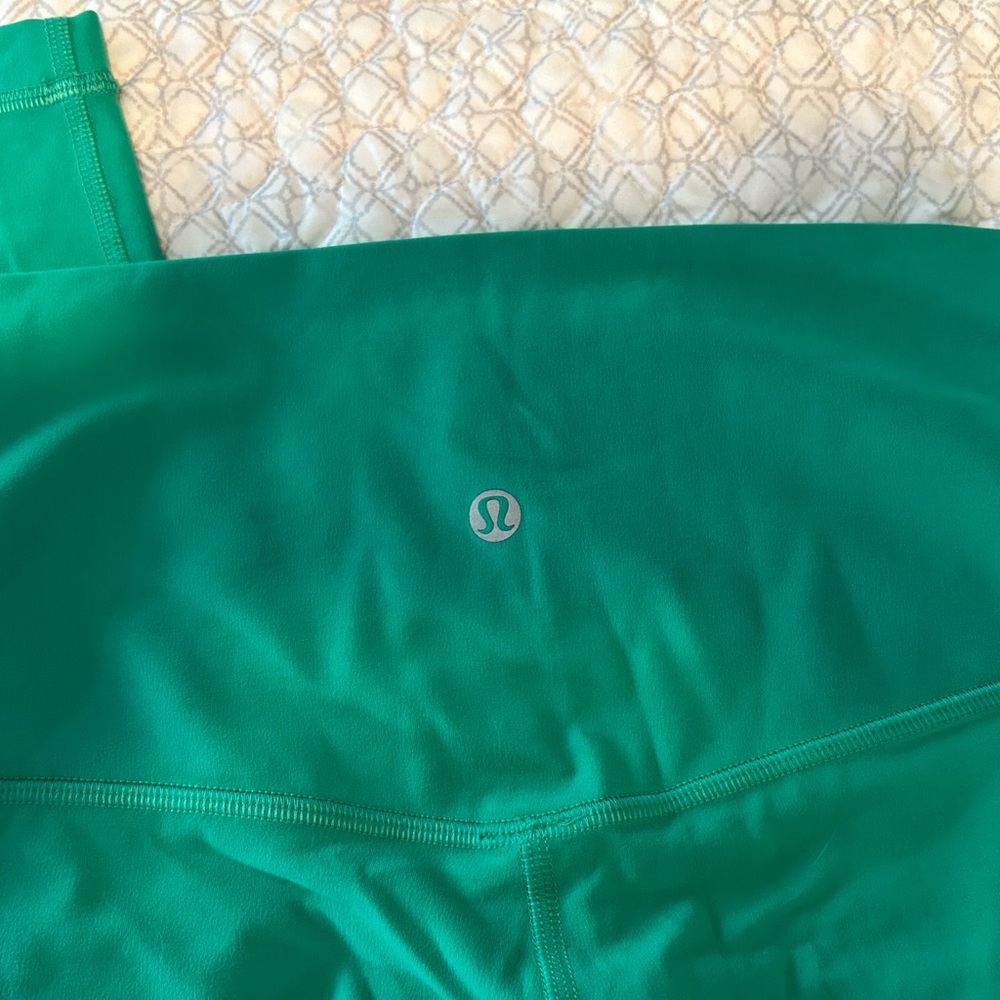 lululemon Kelly Green Align High-Rise Leggings 25” (NWT) - Picture 8 of 9